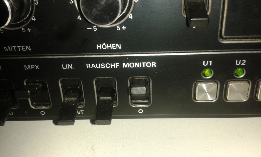 R35 monitor